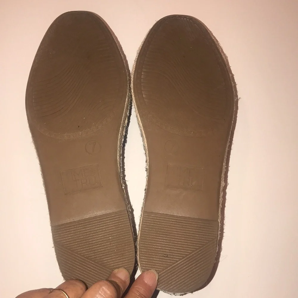 NWOT Women’s Canvas Espadrilles